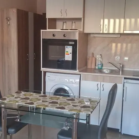 студио алекс Apartman *